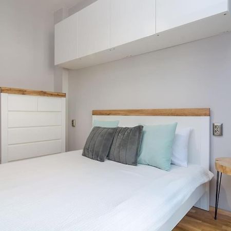 Modern Design 1 Bdrm, 4 Guests, Top Cente, Near Parliament, Self Check-In Sofia Extérieur photo
