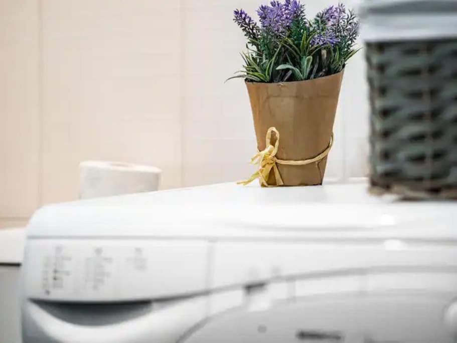 Modern Design 1 Bdrm, 4 Guests, Top Cente, Near Parliament, Self Check-In Sofia Extérieur photo